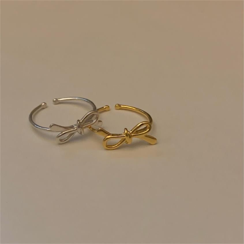 Minimalist Bow Knot Ring in Sterling Silver 925 for Women with Delicate Design and Sweet Aesthetic