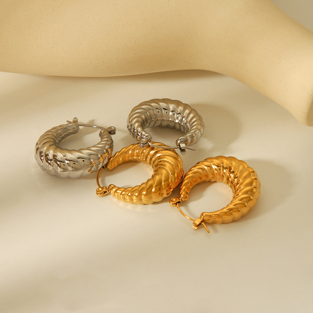 INS-Inspired Hollow Titanium Steel Ear Cuffs with 18K Gold Plating, Croissant-Shaped Geometric Earrings for Women