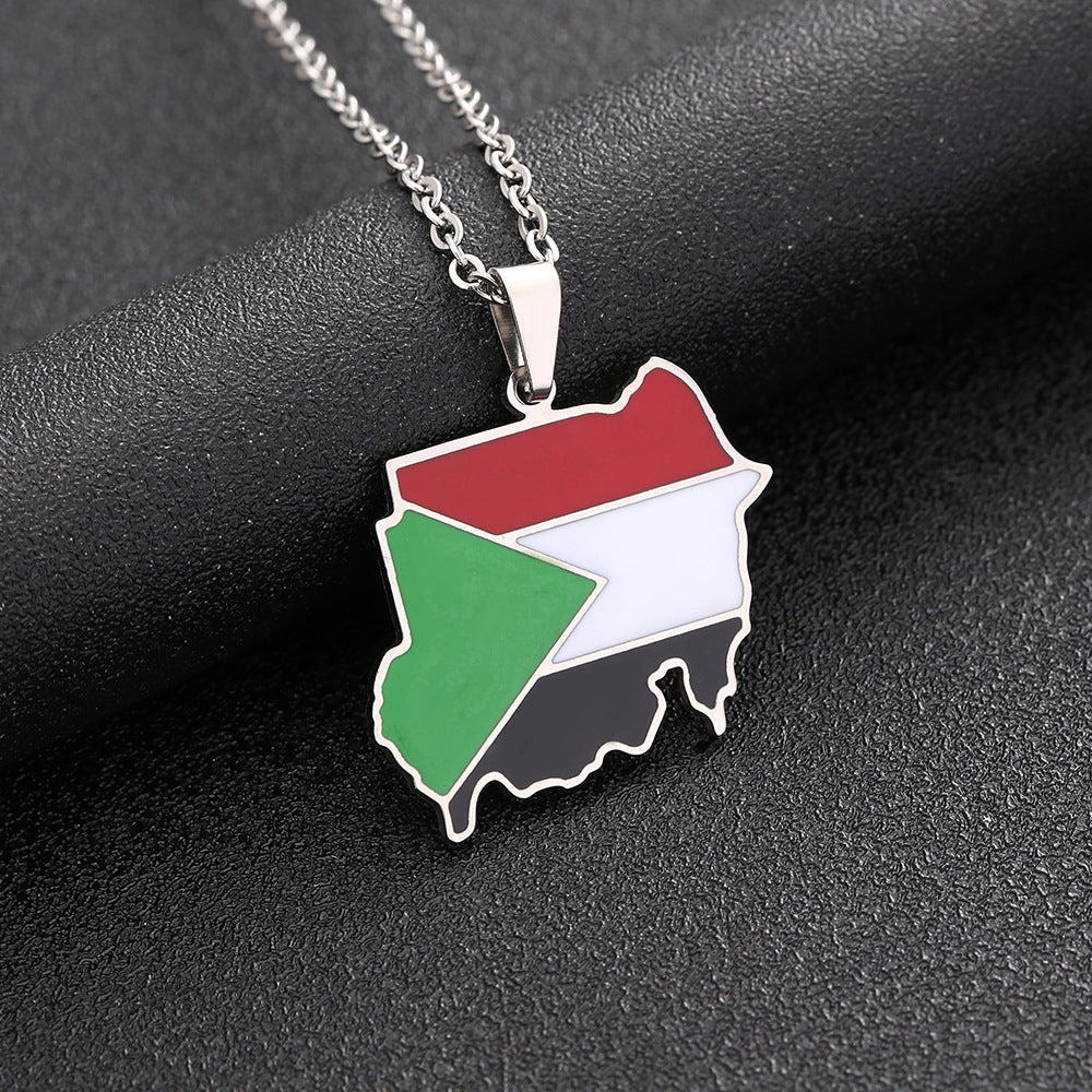 Collana Unisex alla Moda in Acciaio al Titanio Placcato Geometrico con Ciondolo in Acciaio Inossidabile con Catena a O