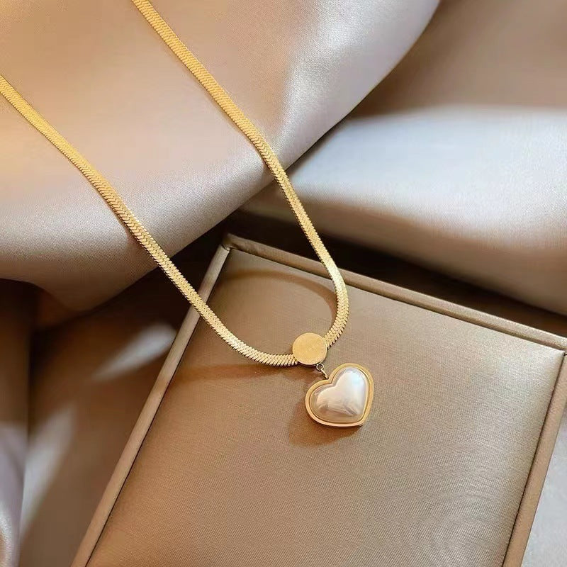 Collana pendente con quadrifoglio in acciaio al titanio placcato oro rosa 18 carati minimalista di lusso da donna