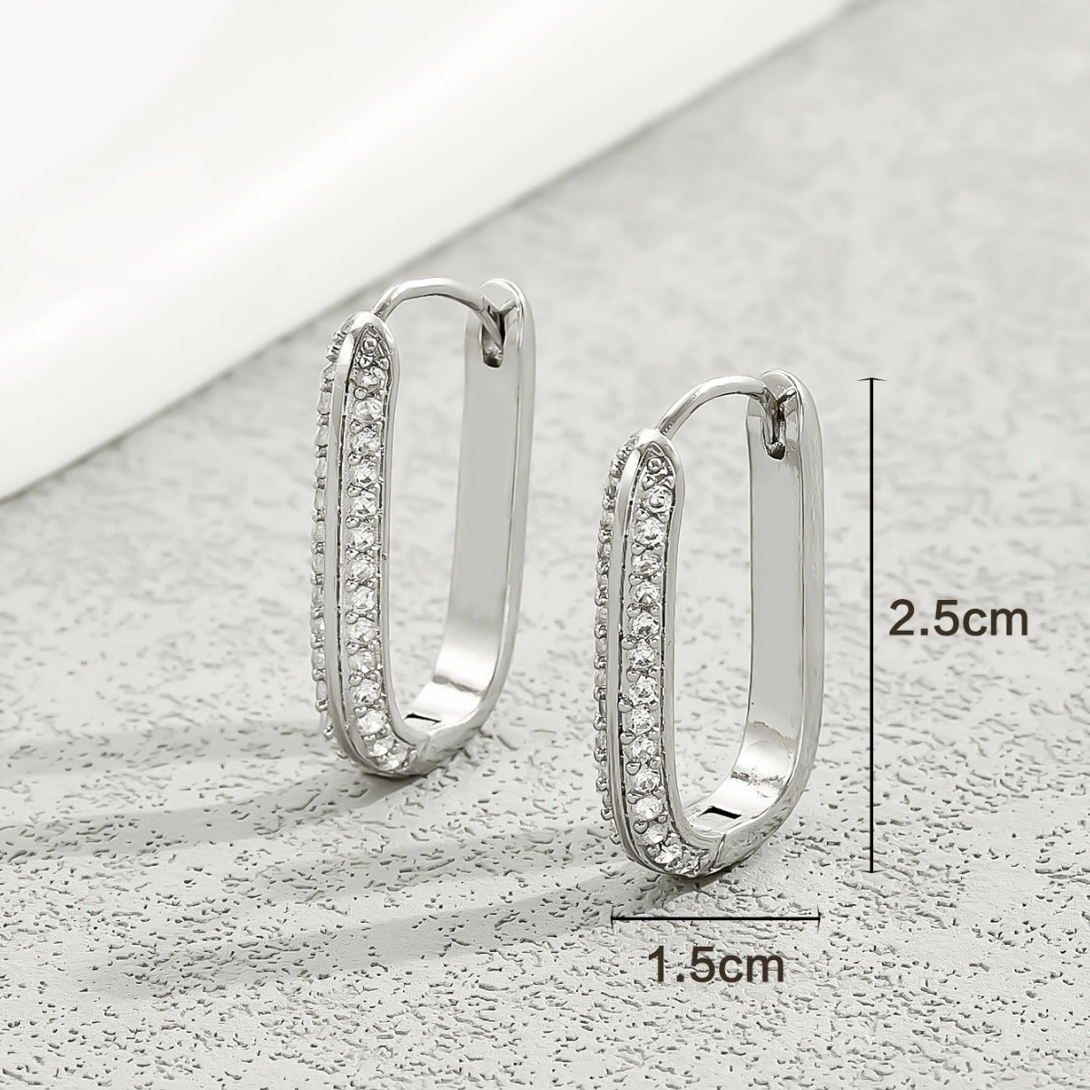 Pendientes de mujer minimalistas, de moda y adecuados para la oficina, geométricos y calados, con base de cobre e incrustaciones de circonita