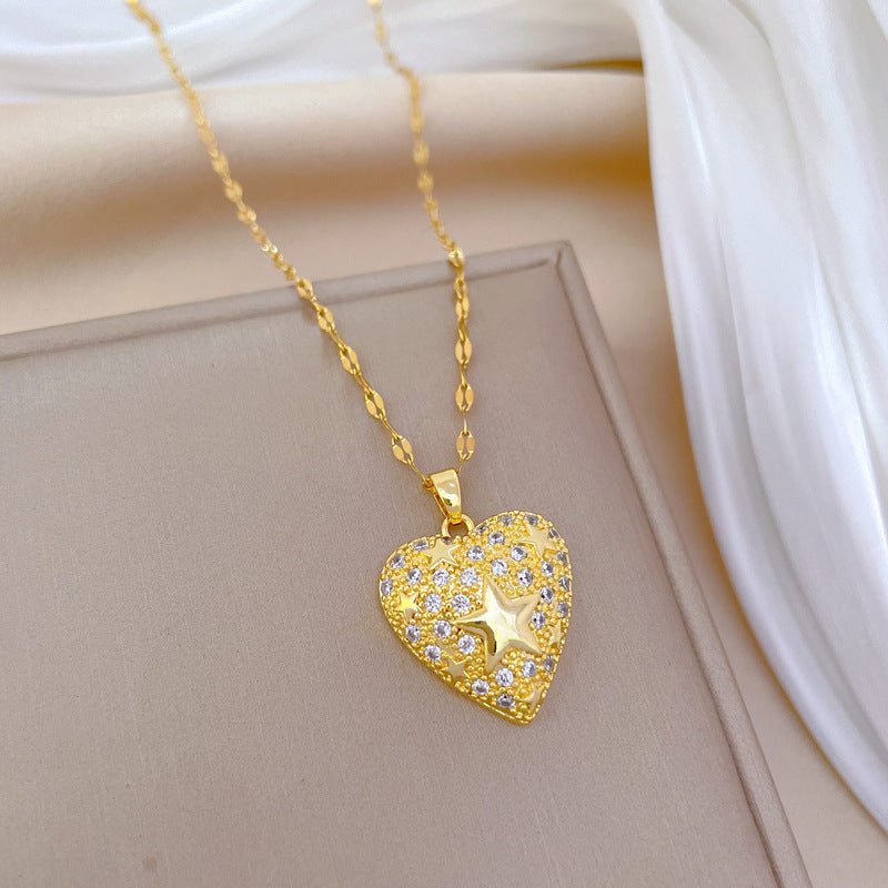 Collar con colgante geométrico de corazón y estrella minimalista de acero de titanio con detalles de diamantes de imitación para mujer y hombre