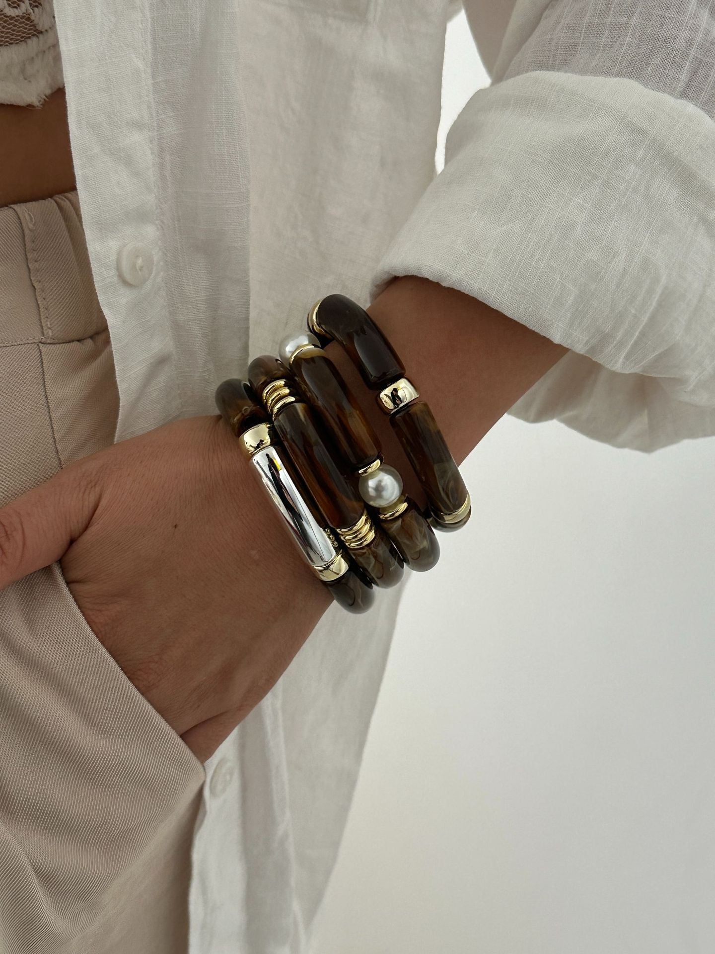 Bracciale Acrilico Vintage con Gradiente Geometrico placcato e Perline con design a Bambù