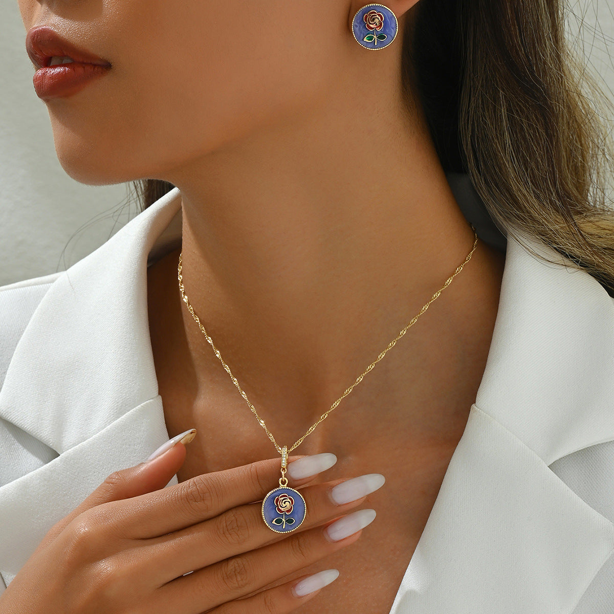 Juego de collar y pendientes de cobre esmaltado con diseño floral de rosa minimalista para mujer con cadena de colgante largo