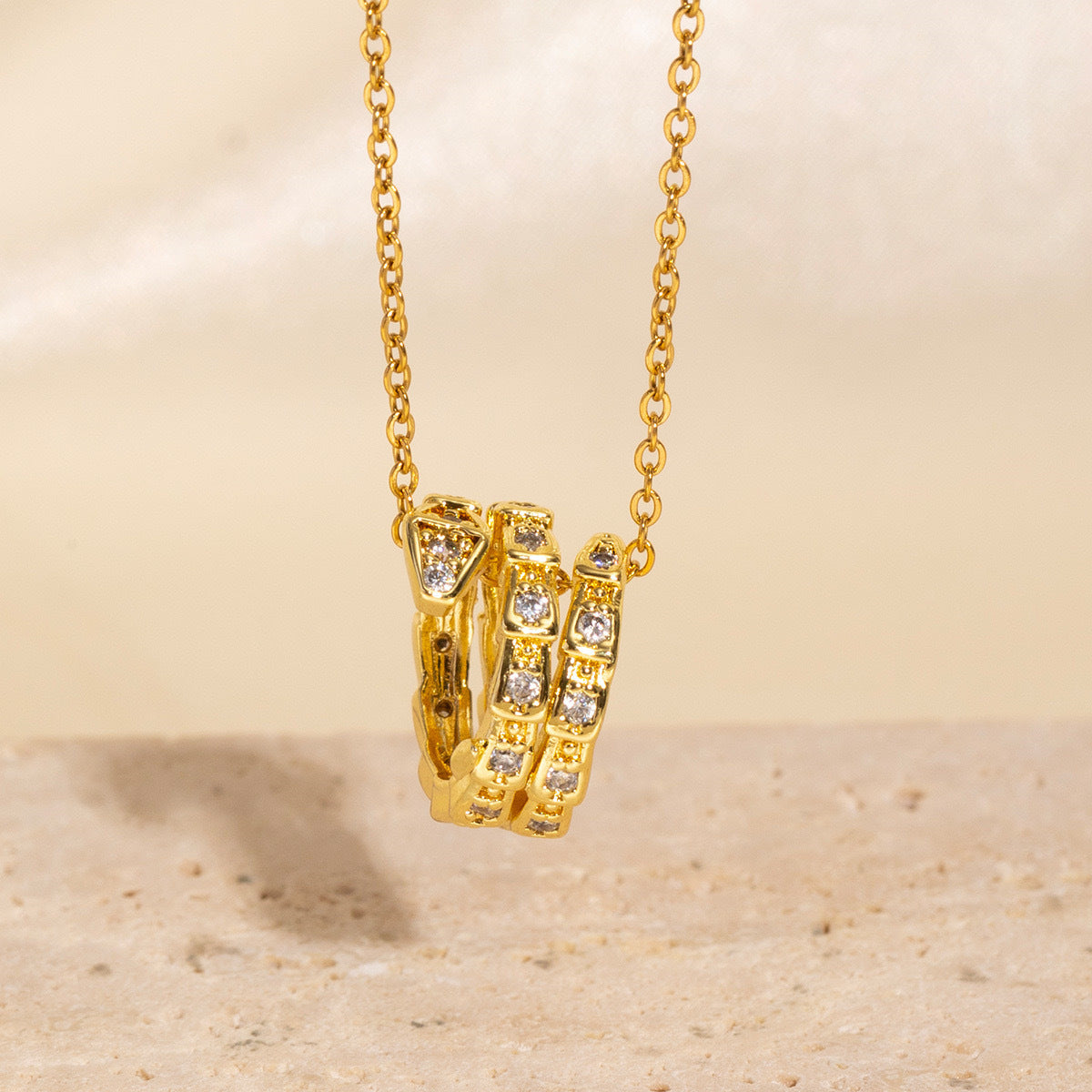 Luxury Minimalist Round Animal Pendant 18K Gold Plated Titanium Steel Snake Chain Necklace for Women