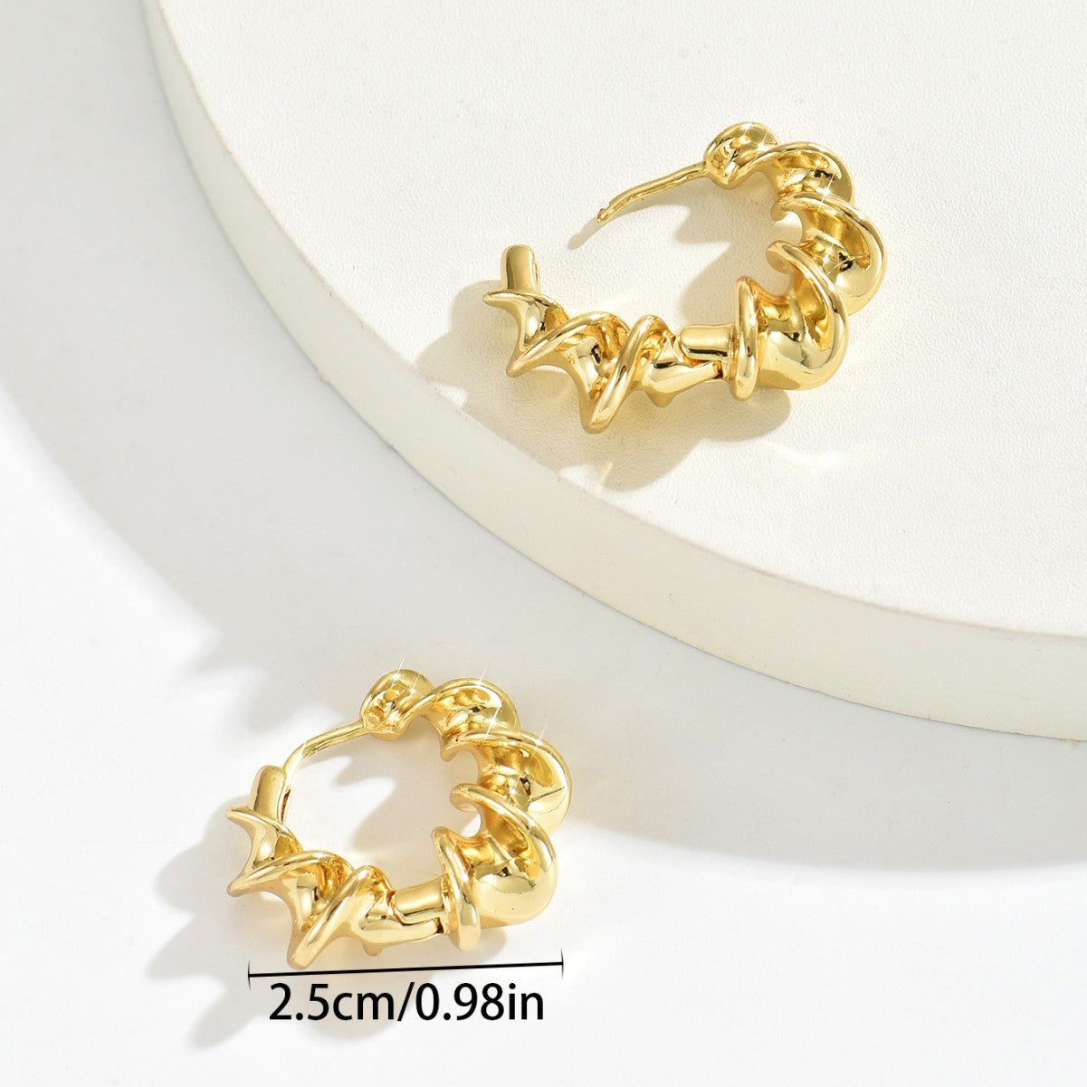 Pendientes Minimalistas Geométricos de Aleación de Zinc con Acabado Chapado para Mujer, Diseño de Puntos Elípticos y Circulares, Joyería de Oreja Versátil y a la Moda