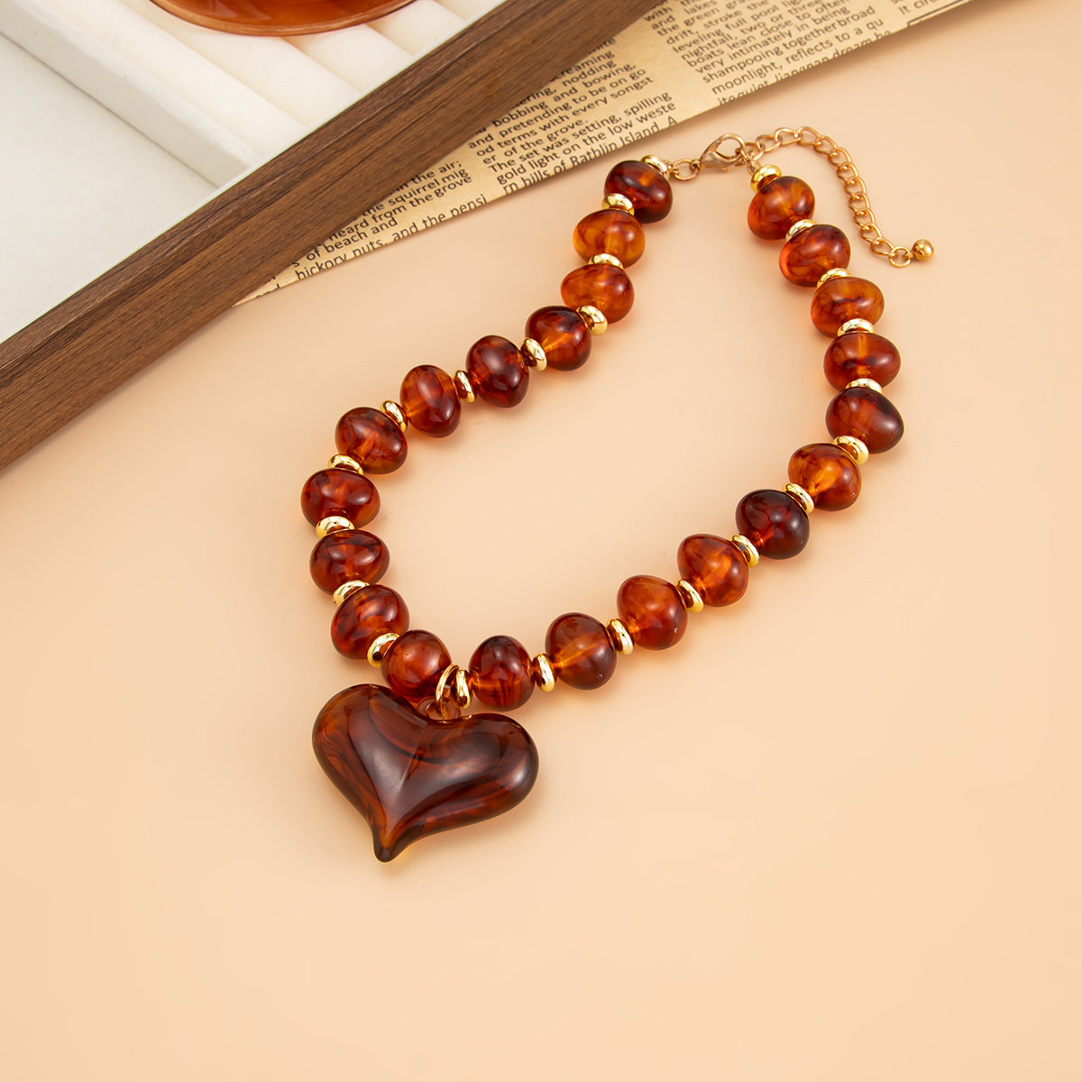 Vintage Amber Heart Resin Pendant Necklace for Women