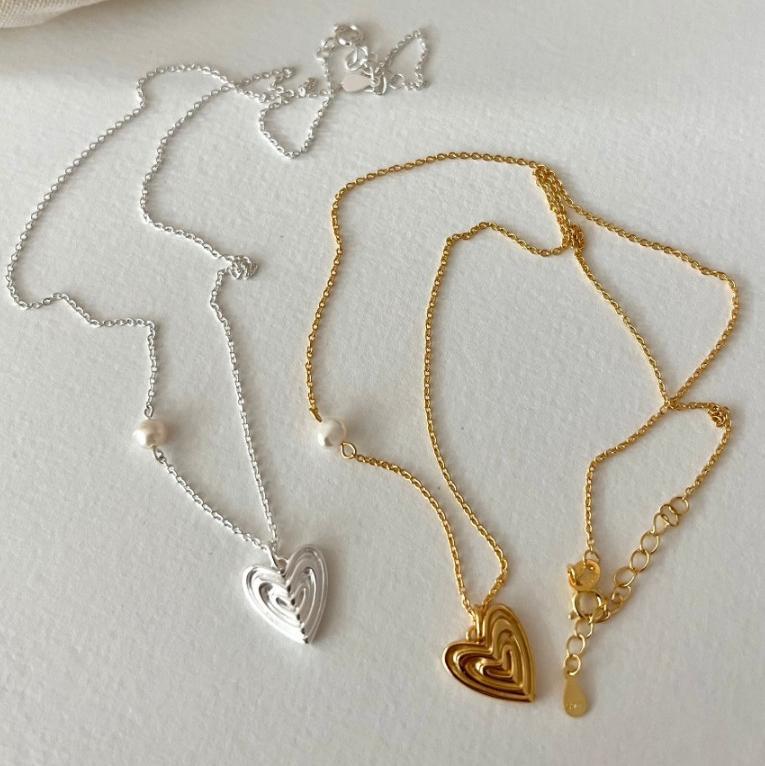 Minimalist Irregular Heart-Shaped 925 Sterling Silver Necklace with Gold Plating and Pearl Accent on Box Chain