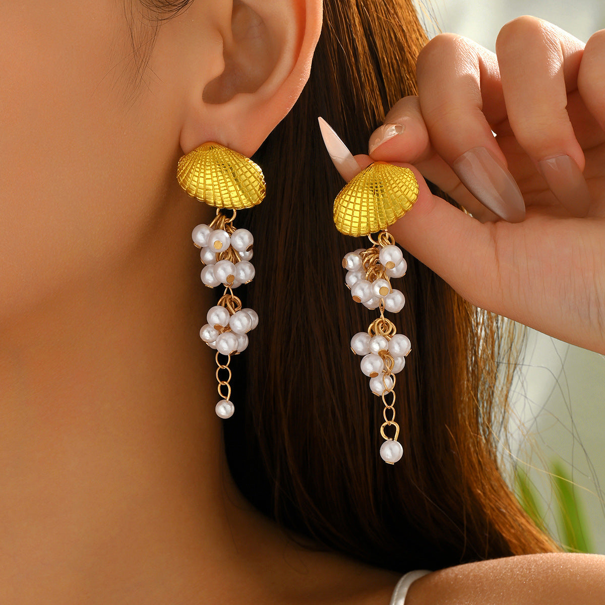 Pendientes de borla geométricos con perlas para mujer en aleación de zinc con diseño inspirado en conchas naturales