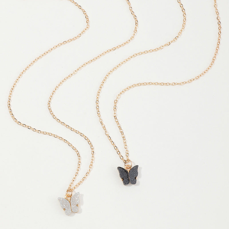 Collar con colgante de mariposa dulce para niñas, cadena de caja de aleación con forma de corazón con detalles hechos a mano, estilo princesa
