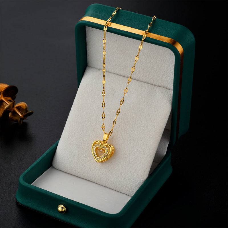 Minimalist Heart-Shaped Titanium Steel Necklace for Women with Gold Inlay, Hypoallergenic Clavicle Chain