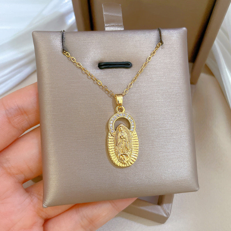Collar con colgante geométrico de luna de acero de titanio de lujo para mujer con incrustaciones de diamantes de imitación y delicada cadena de clavícula