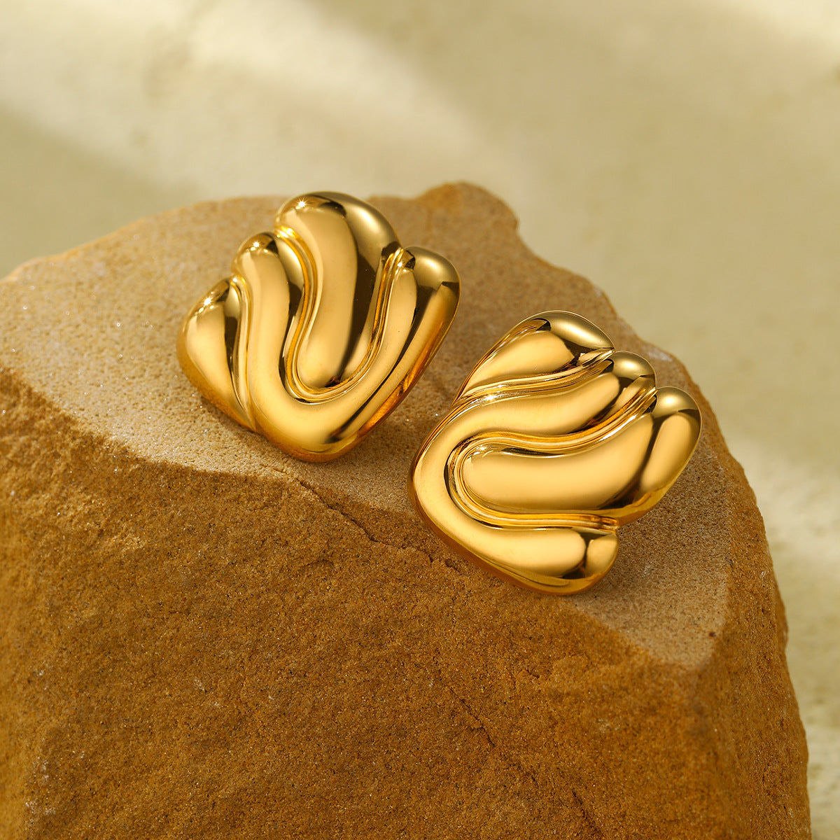 Pendientes de acero inoxidable cuadrados geométricos con baño de oro de 18 quilates para mujer, pendientes de titanio de moda para la oficina