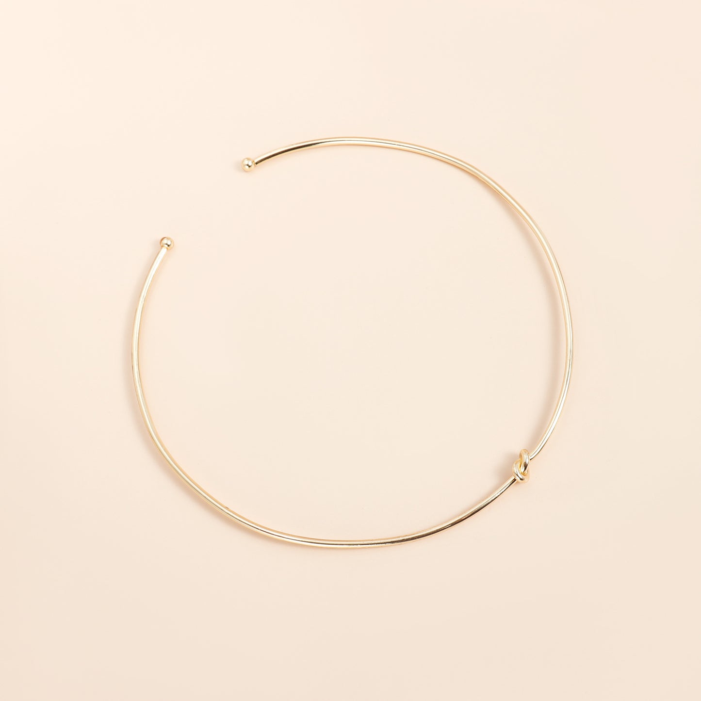 Elegant Geometric Round Iron Choker Necklace with Titanium Steel Pendant for Unisex