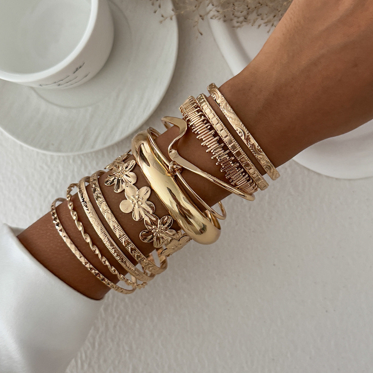 Geometric Twisted Striped Floral Open Cuff Bracelet Plated Iron Women's Fashion Jewelry