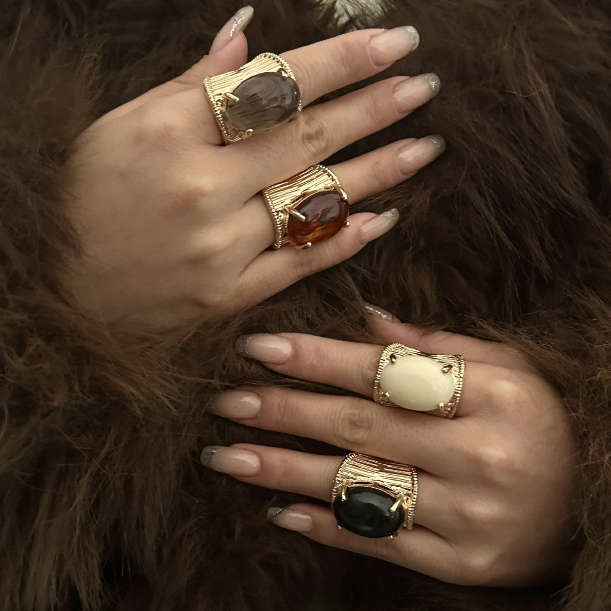 Anello da donna vintage hip-hop geometrico ovale placcato in lega con intarsio in resina