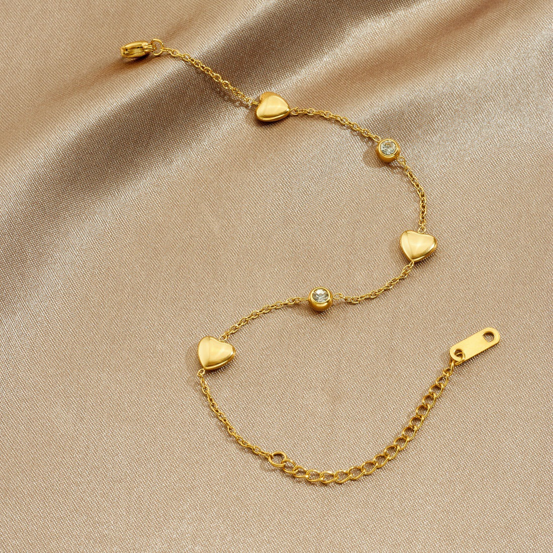 Minimalist Gold Plated Stainless Steel Heart Rhinestone Bracelet for Women