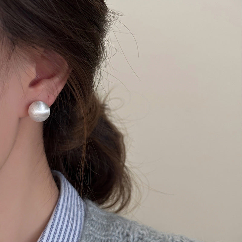 Pendientes Redondos Geométricos Minimalistas para Mujer con Postes de Plata 925 y Base de Cobre Chapado para un Lujo Elegante y Discreto de Uso Diario