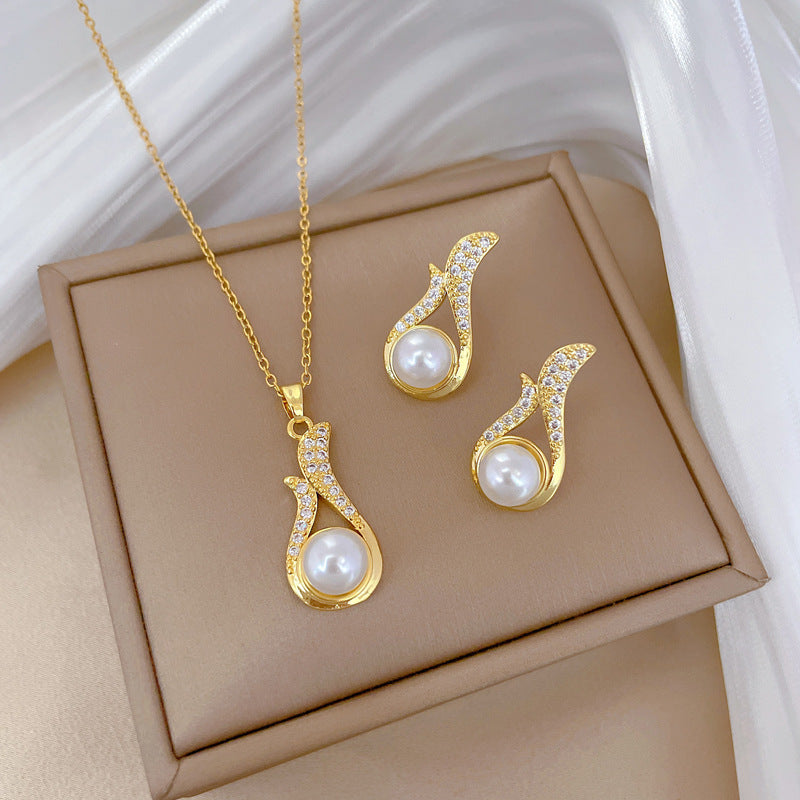 Luxury Fresh and Sweet Plated Brass Zircon Micro-Pave Earrings and Necklace Set