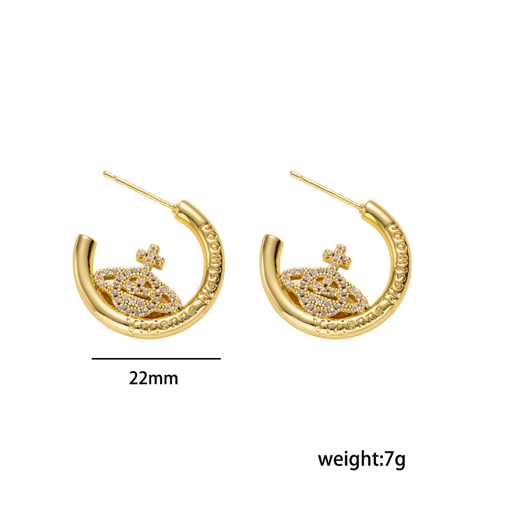 Minimalist C-Shaped Geometric Earrings for Women in Brass with 18K Gold Plating, Hypoallergenic Fashion Ear Studs