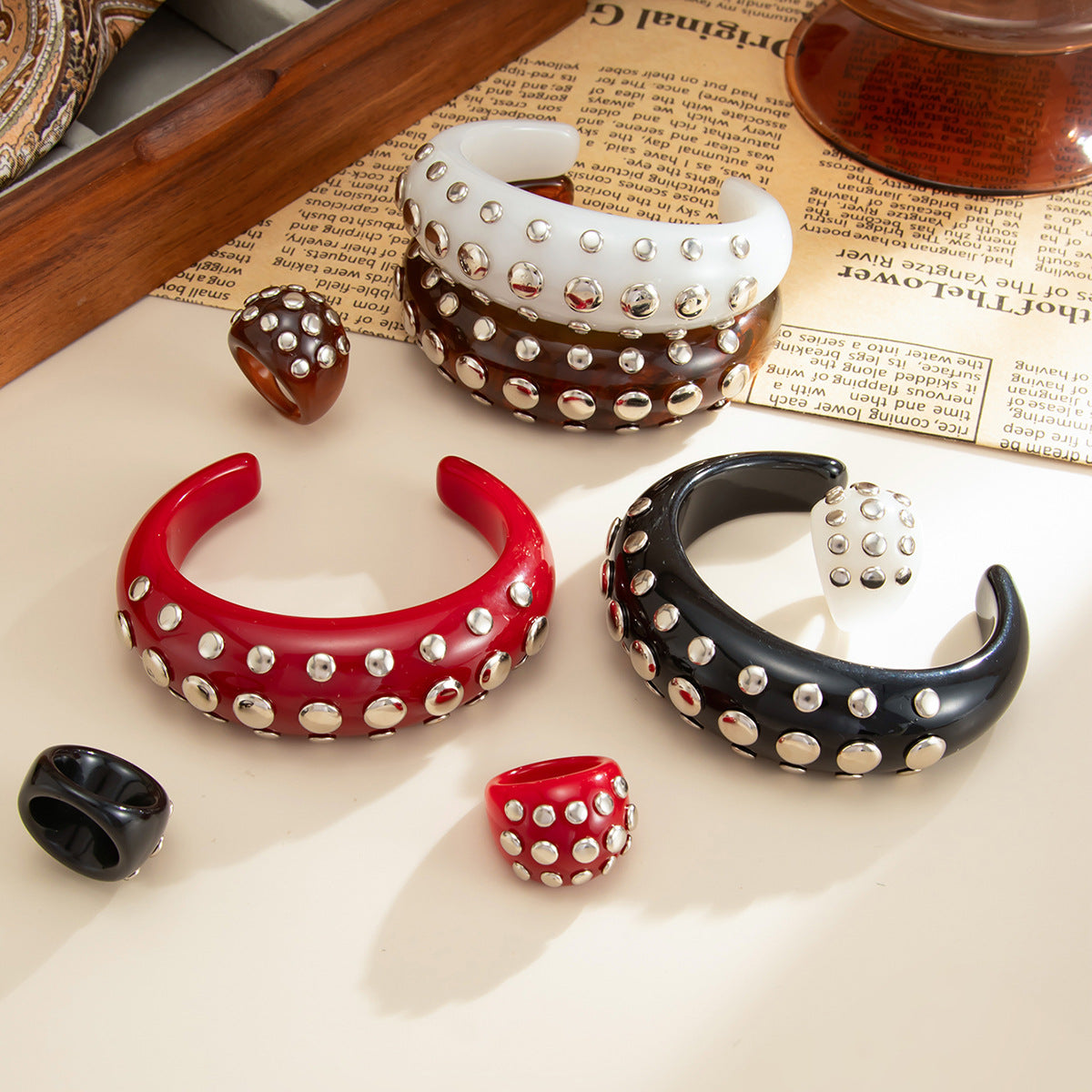 Vintage Gradient Round Resin Plated Rhinestone Cuff Bracelet Set