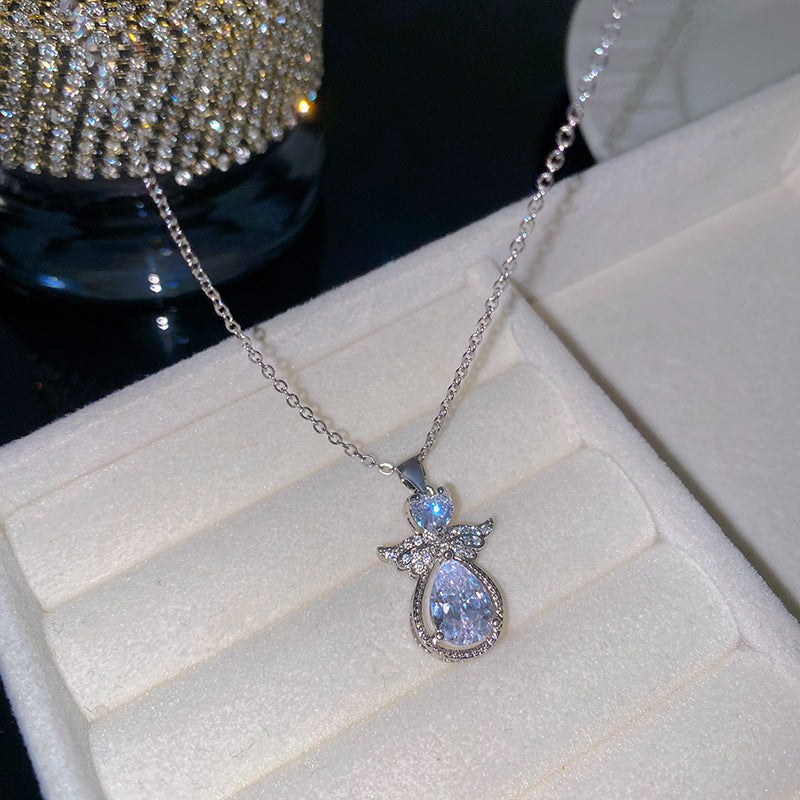 Sweet Butterfly Micro-Set Cubic Zirconia Brass Pendant Gold Plated Titanium Steel Necklace Cable Chain