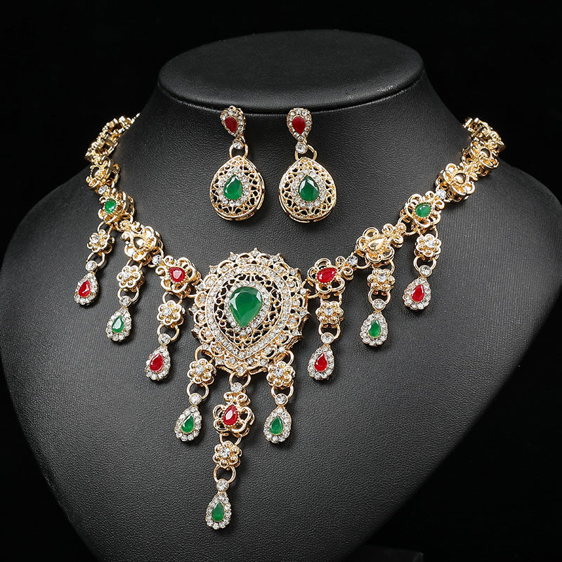 Set di Collane da Donna con Pendente Cuore a Goccia Stile Vintage Retrò, Campanella, Corona, Nappa, Ventaglio, Catena Circolare, Stella a Otto Punte e Dettagli Borchie a Punto, in Lega con Finitura Galvanica