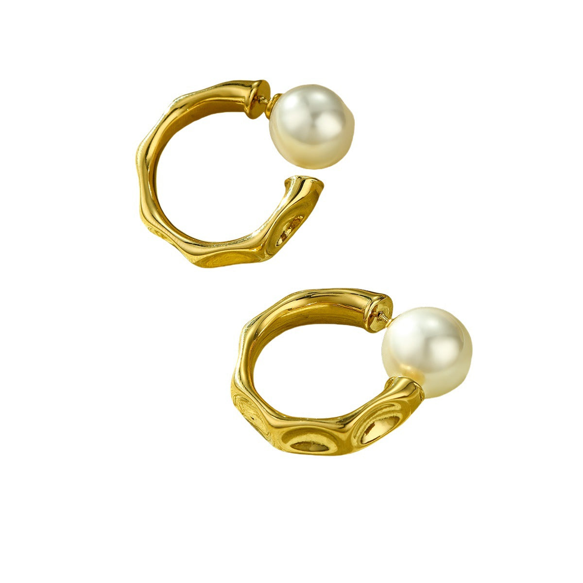 Pendientes minimalistas en forma de C de acero de titanio para mujer con acabado galvanizado