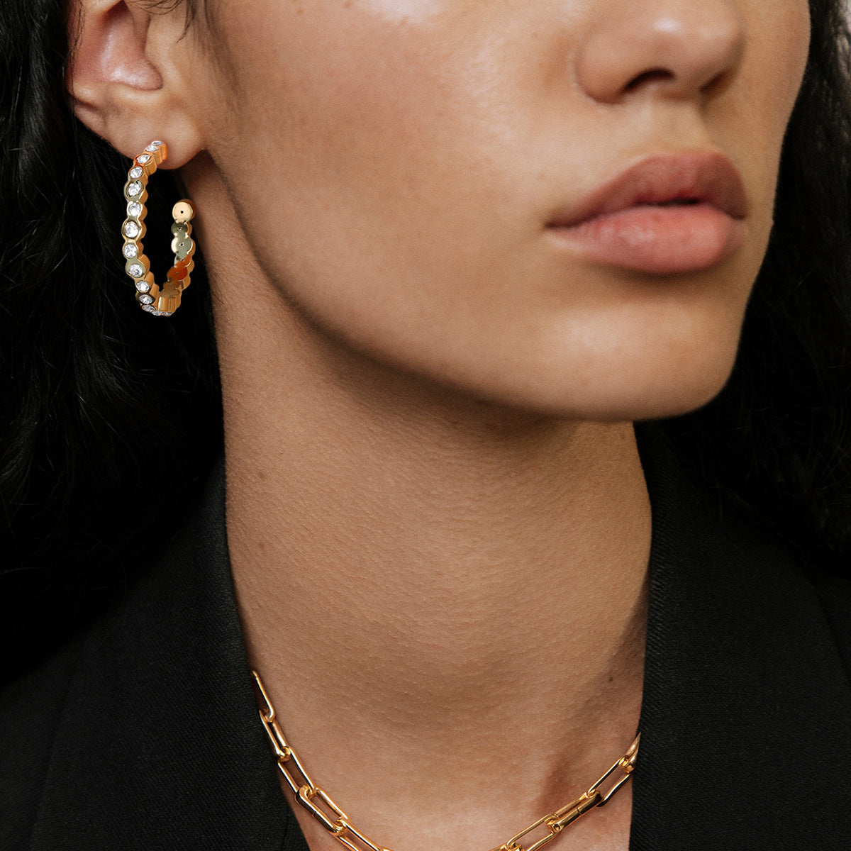 Minimalist Cold-Tone Stainless Steel Hoop Earrings with 18K Gold Plating and White Rhinestone Accent