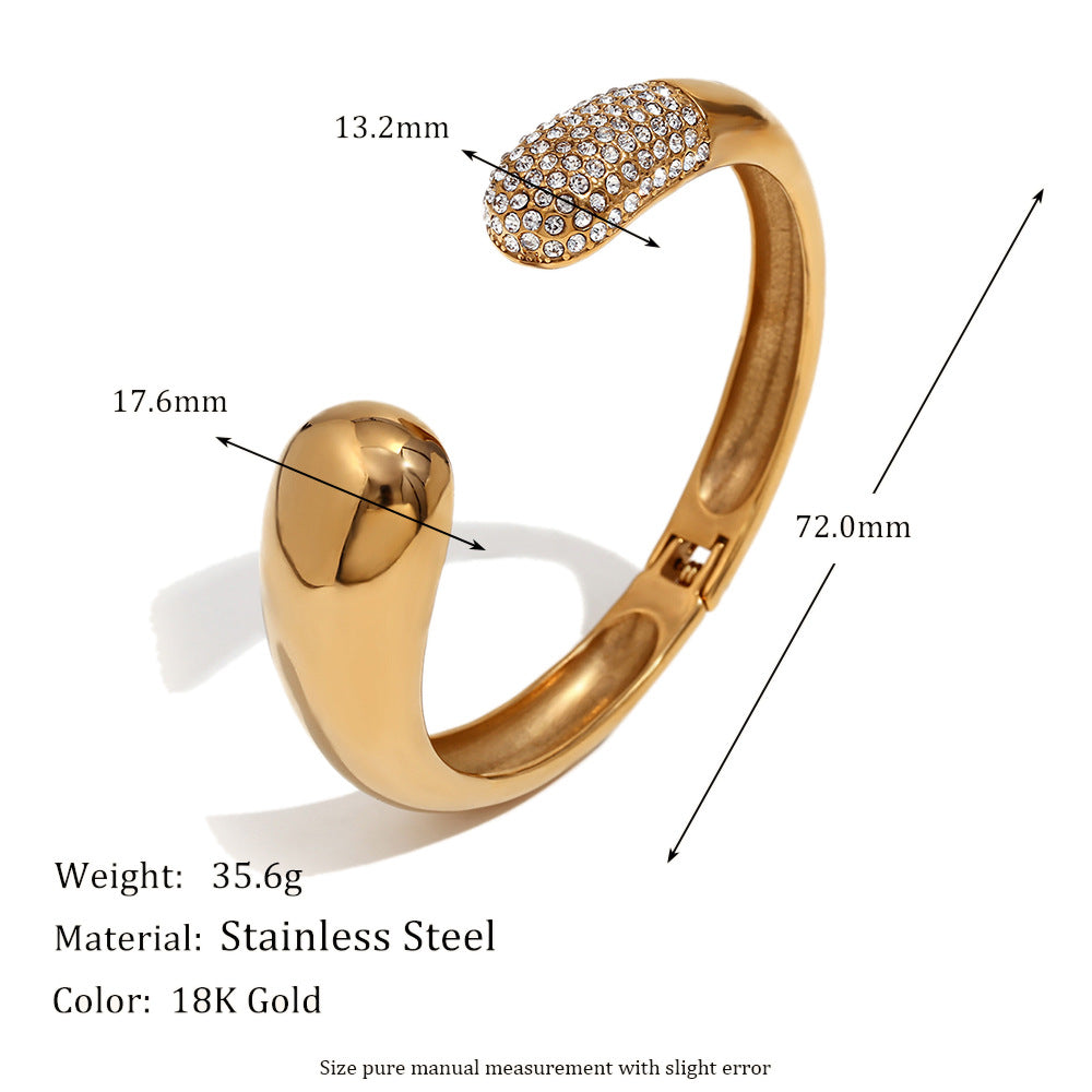 Minimalist Fashionable Stainless Steel Plated 18K Gold Snake Head White Rhinestone Bracelet for Women