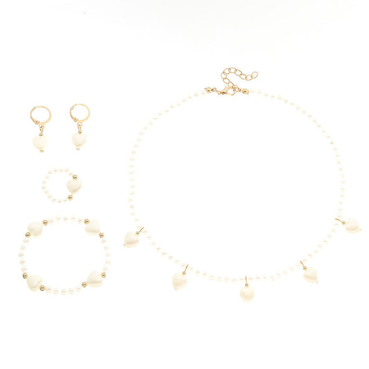 Minimalist Heart and Butterfly Pearl Necklace Set for Children with Beaded Design and Round Bead Chain