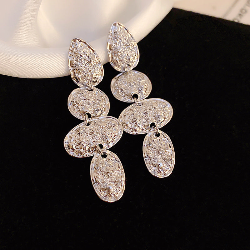 Orecchini a Nappa Geometrici Minimalisti in Metallo Placcato con Perni in Argento Sterling