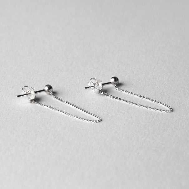 Orecchini pendenti da donna con nappine a catena serpentina placcati in argento sterling 925, motivo geometrico dolce