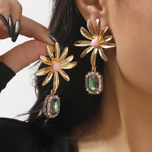 Pendientes colgantes barrocos vintage con girasol, florales, de aleación y diamantes de imitación para mujer