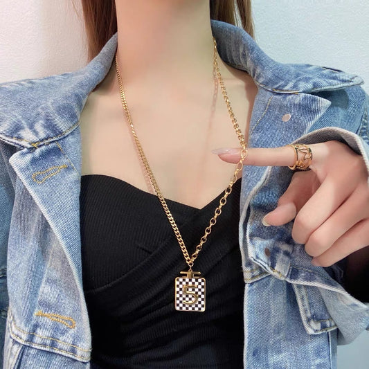 Minimalist Black and White Checkered Perfume Bottle Pendant Necklace for Women Titanium Steel Snake Chain Fashionable Office Wear Accessory