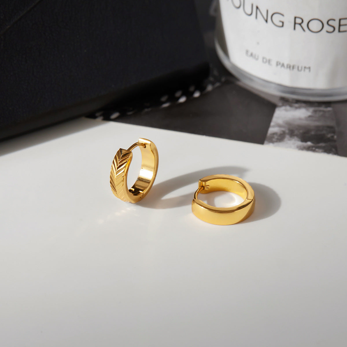 Aretes de aro geométricos de moda de acero inoxidable chapado en oro de 18 quilates para mujer