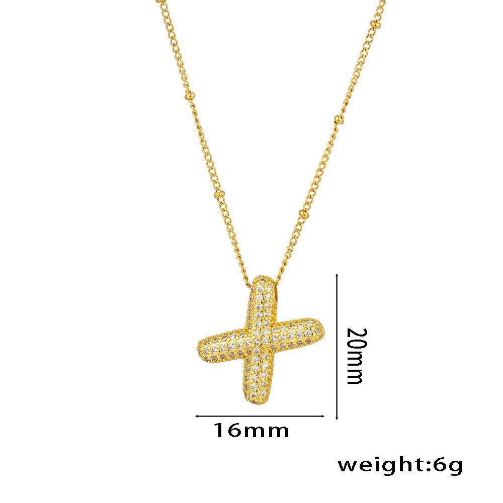 Collana da Donna con Ciondolo a Lettera, Design Geometrico Minimalista, in Ottone Placcato Oro con Zirconi Micro-Pavé