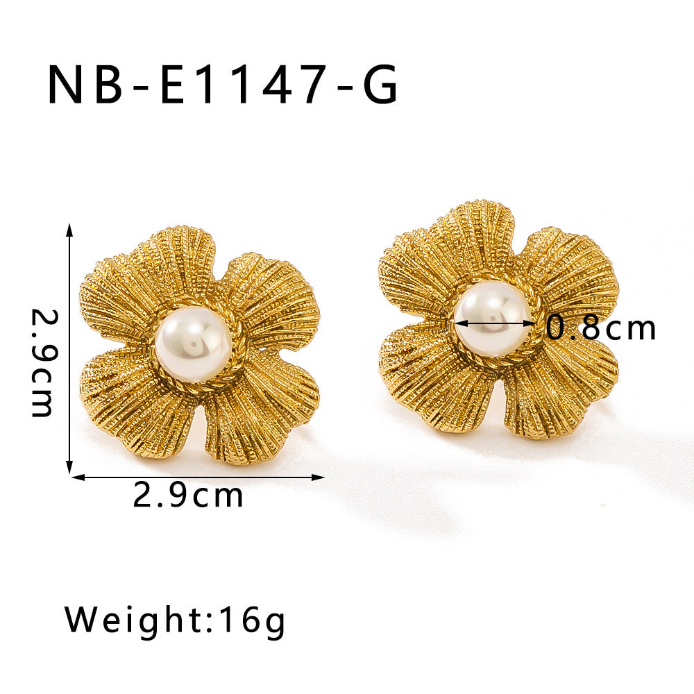 Vintage Minimalist Asymmetrical Flower-Shaped Earrings in Stainless Steel with Pearl Inlay and 18K Gold Plating