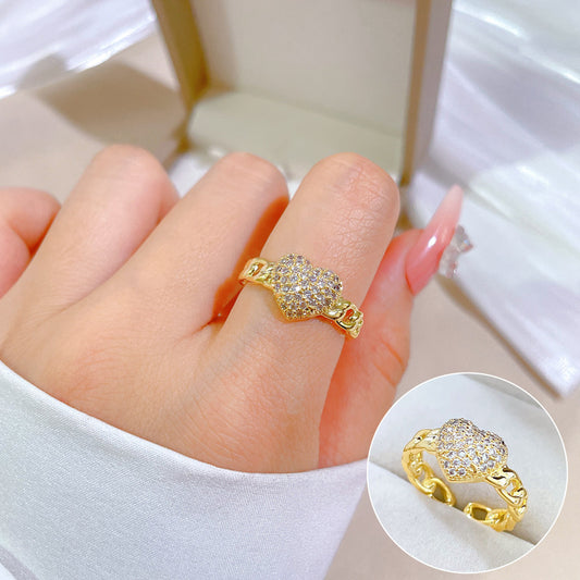Anillo de corazón abierto chapado en oro minimalista de latón con incrustaciones de circonita para mujer, anillo llamativo de moda