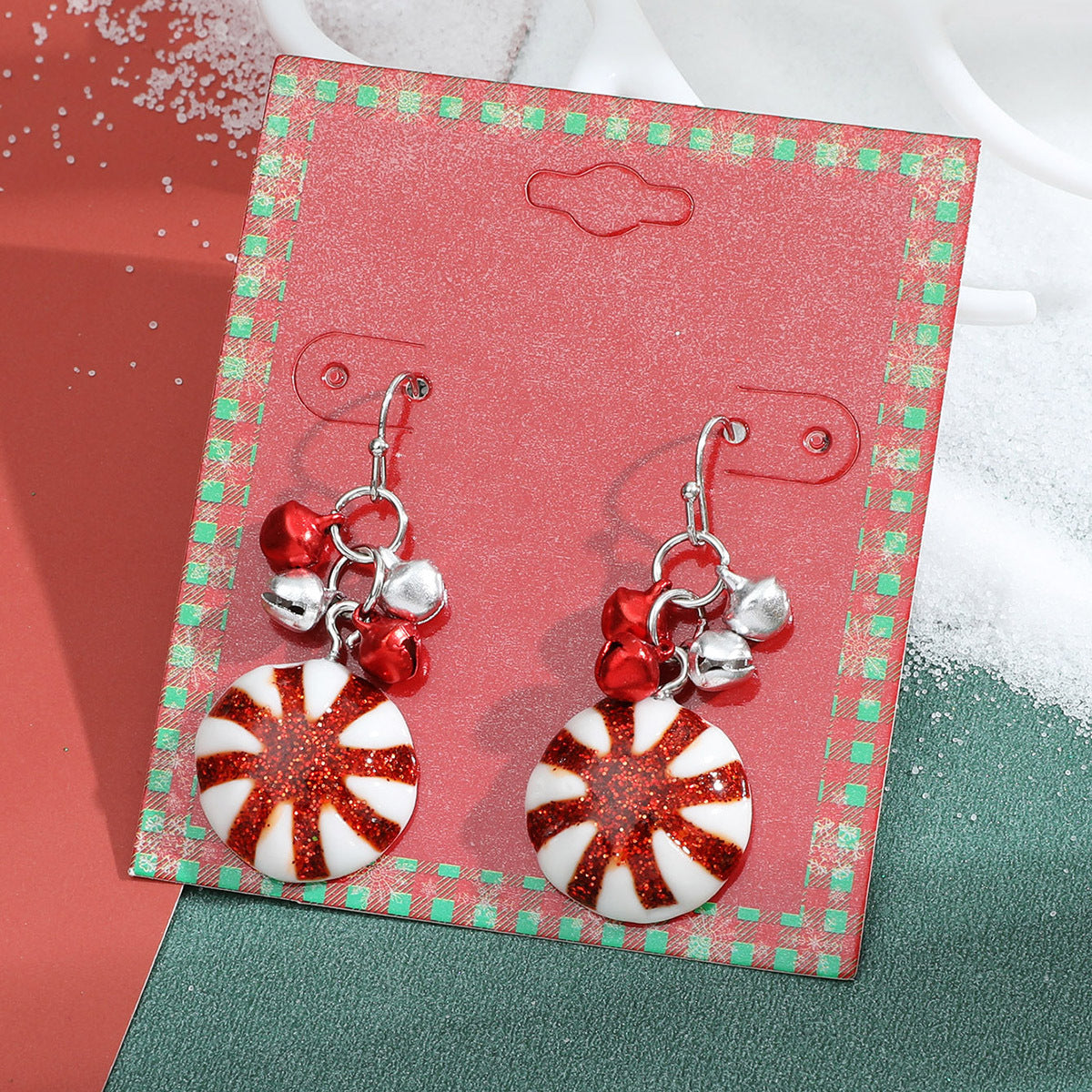 Pendientes de Navidad geométricos estilo Ins para mujer con esmalte de copo de nieve, reno y cascabel.