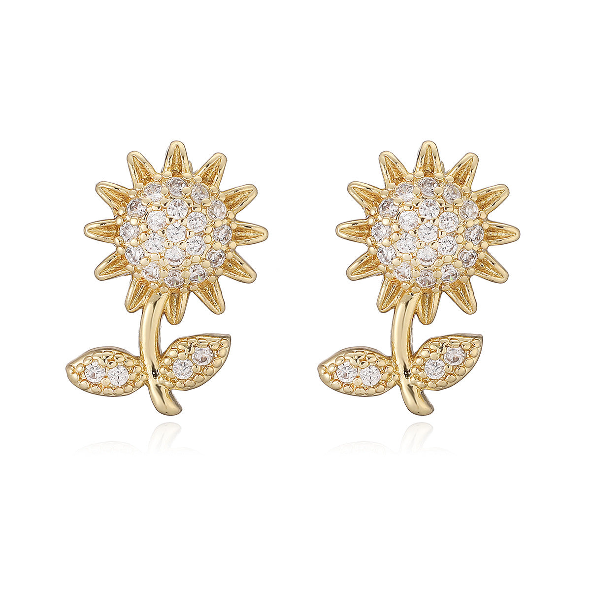 Elegant 18K Gold Plated Brass Floral Geometric Cubic Zirconia Stud Earrings for Women