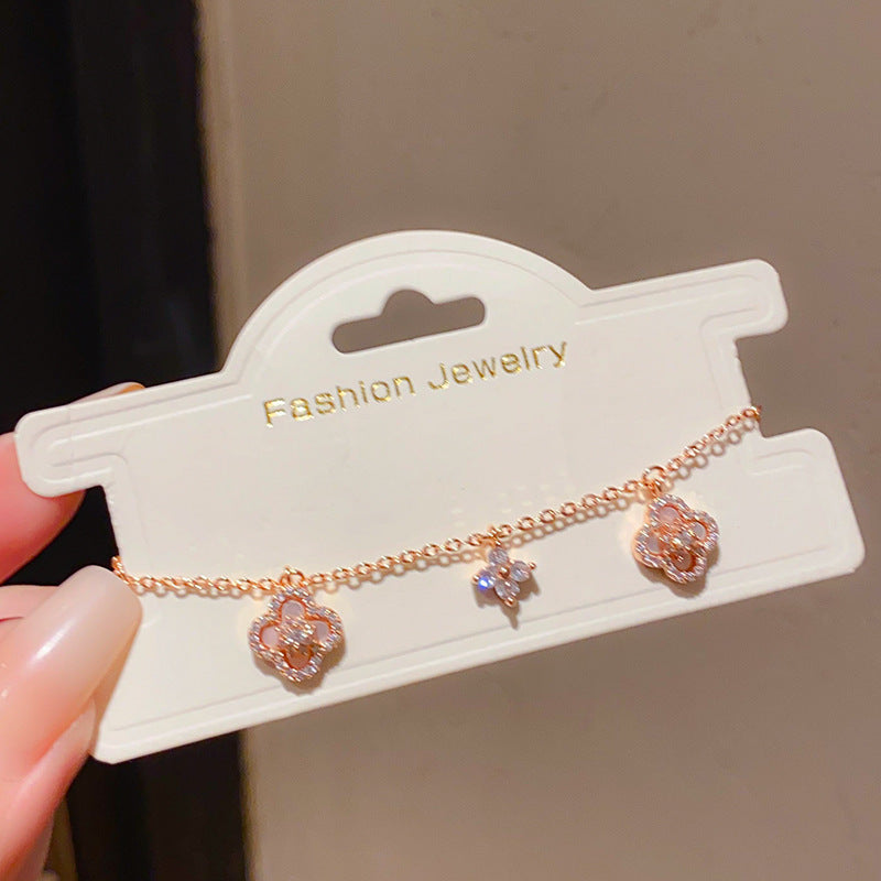Luxury Elegant 18K Gold Plated Brass Floral Inlaid Cubic Zirconia Bracelet for Women