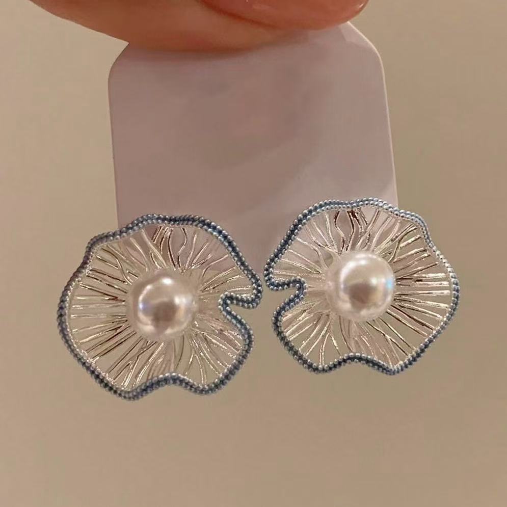 Elegantes Pendientes de Botón Estilo Perla con Acabado Esmaltado, Diseño Floral Geométrico, Postes de Acero Inoxidable, para Mujer