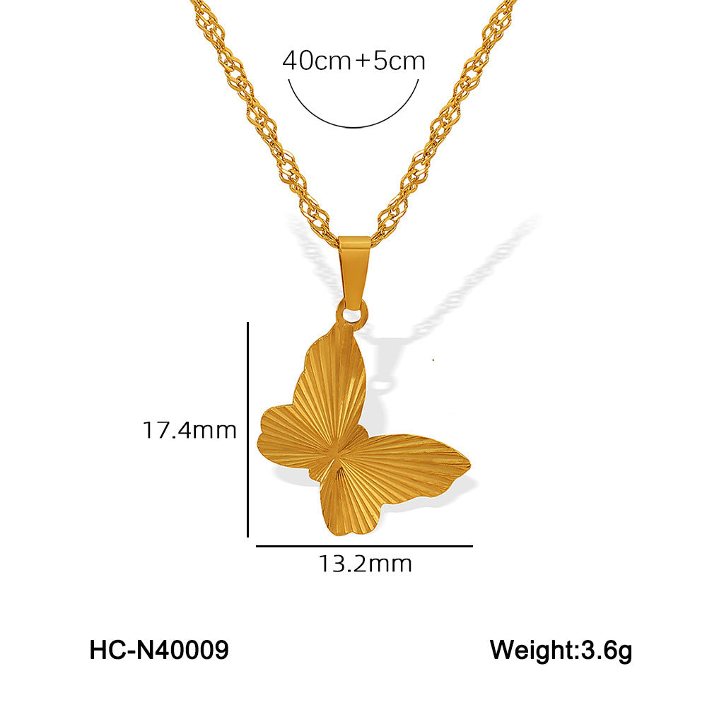 Minimalist Heart-Shaped Titanium Steel Necklace with Electroplated Finish for Women