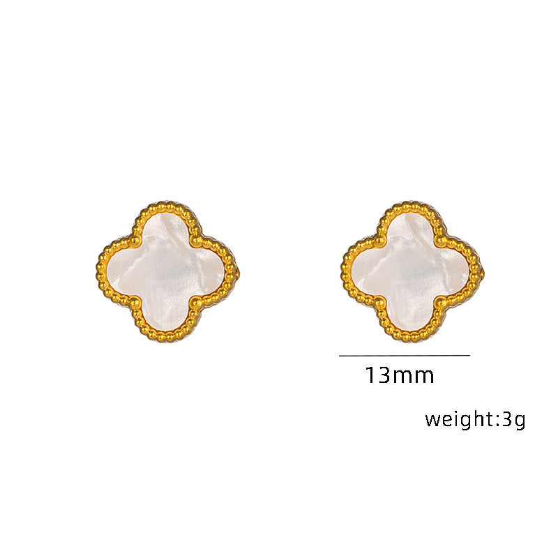 Orecchini a perno da donna a forma di trifoglio minimalisti in acciaio al titanio con finitura placcata sottovuoto, gioielli di moda ipoallergenici