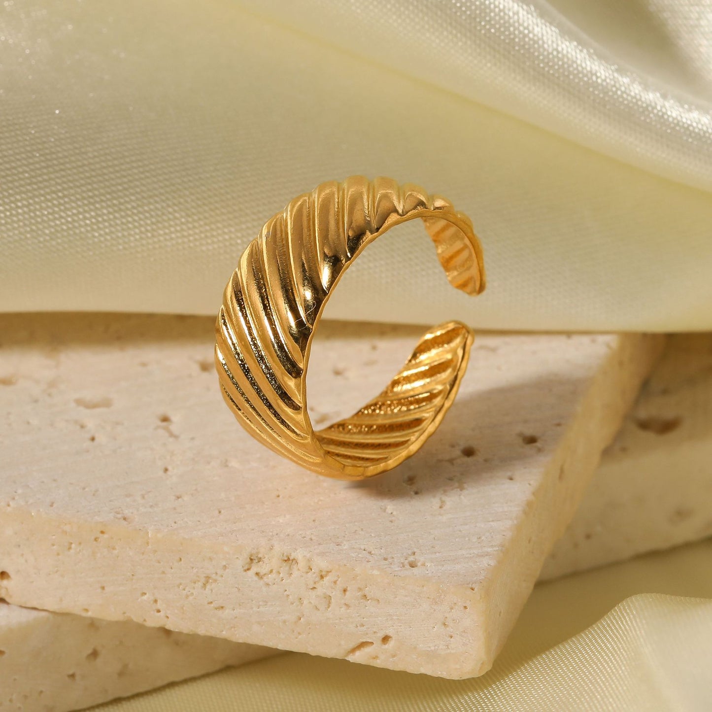 Minimalist Geometric Stainless Steel Ring with 18K Gold Plating for Women