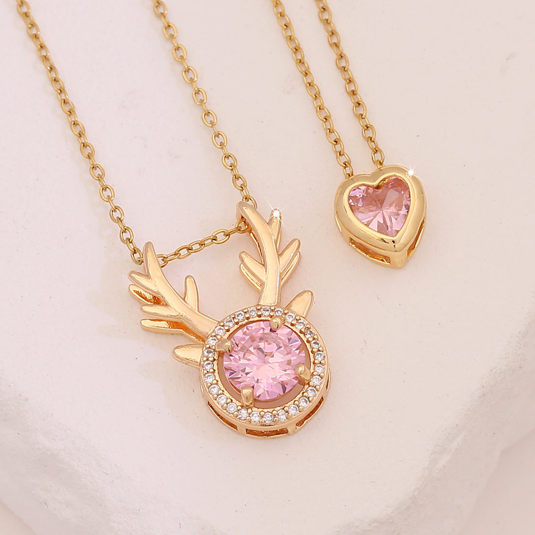 Fashionable Heart-Shaped Floral Water-Drop Leaf Pendant Necklace in Stainless Steel with Cubic Zirconia