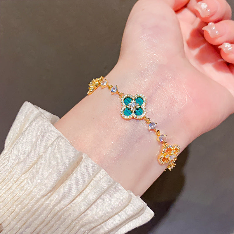 Sweet Elegant Geometric Floral Brass Inlaid Cubic Zirconia Bracelet for Women