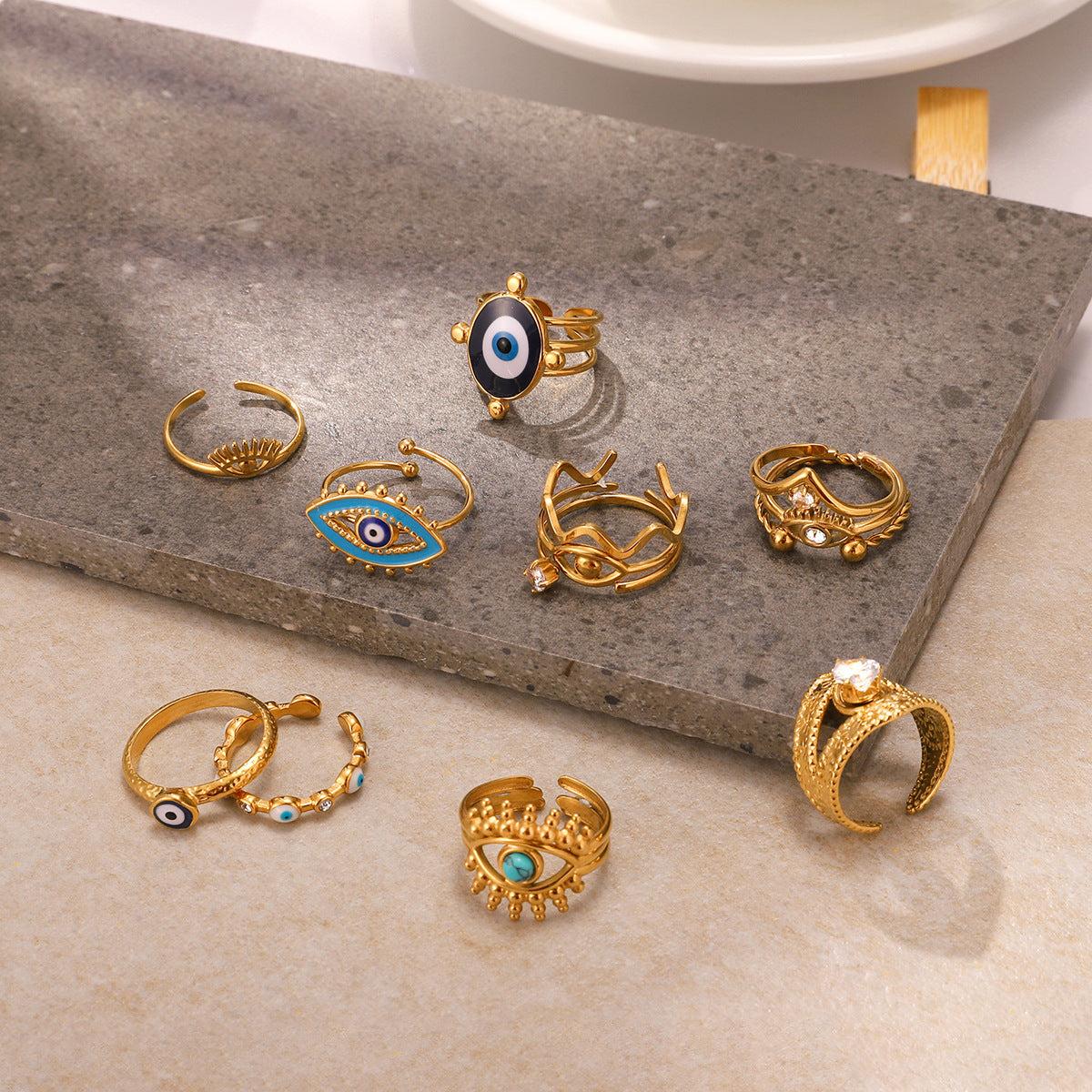 Anello da donna in acciaio al titanio con occhio di demone geometrico, placcato, gioiello di moda in acciaio inossidabile ipoallergenico