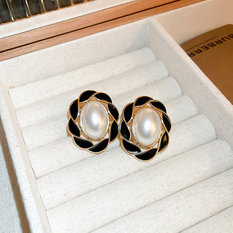 Orecchini rotondi geometrici vintage in rame con placcatura in rodio da donna, gioielli artistici retrò per l'orecchio